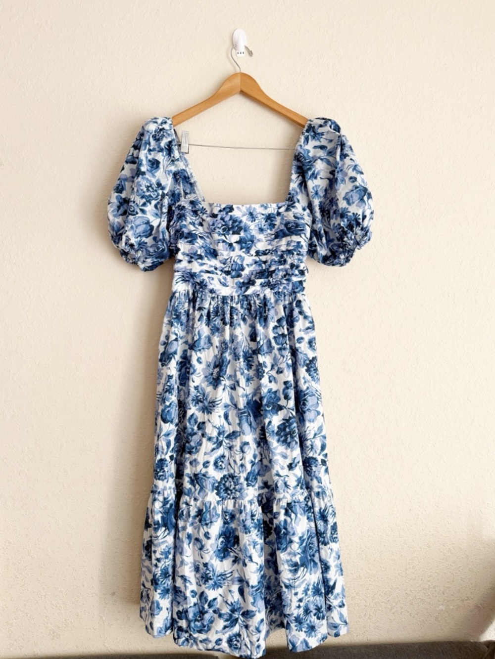 Abercrombie & Fitch Emerson Poplin Puff Sleeve Blue Floral Midi Dress Size Small - Picture 2 of 7